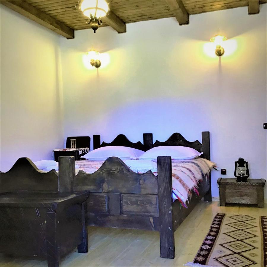 Casuta Din Valea Regilor Villa Gradistea de Munte ภายนอก รูปภาพ